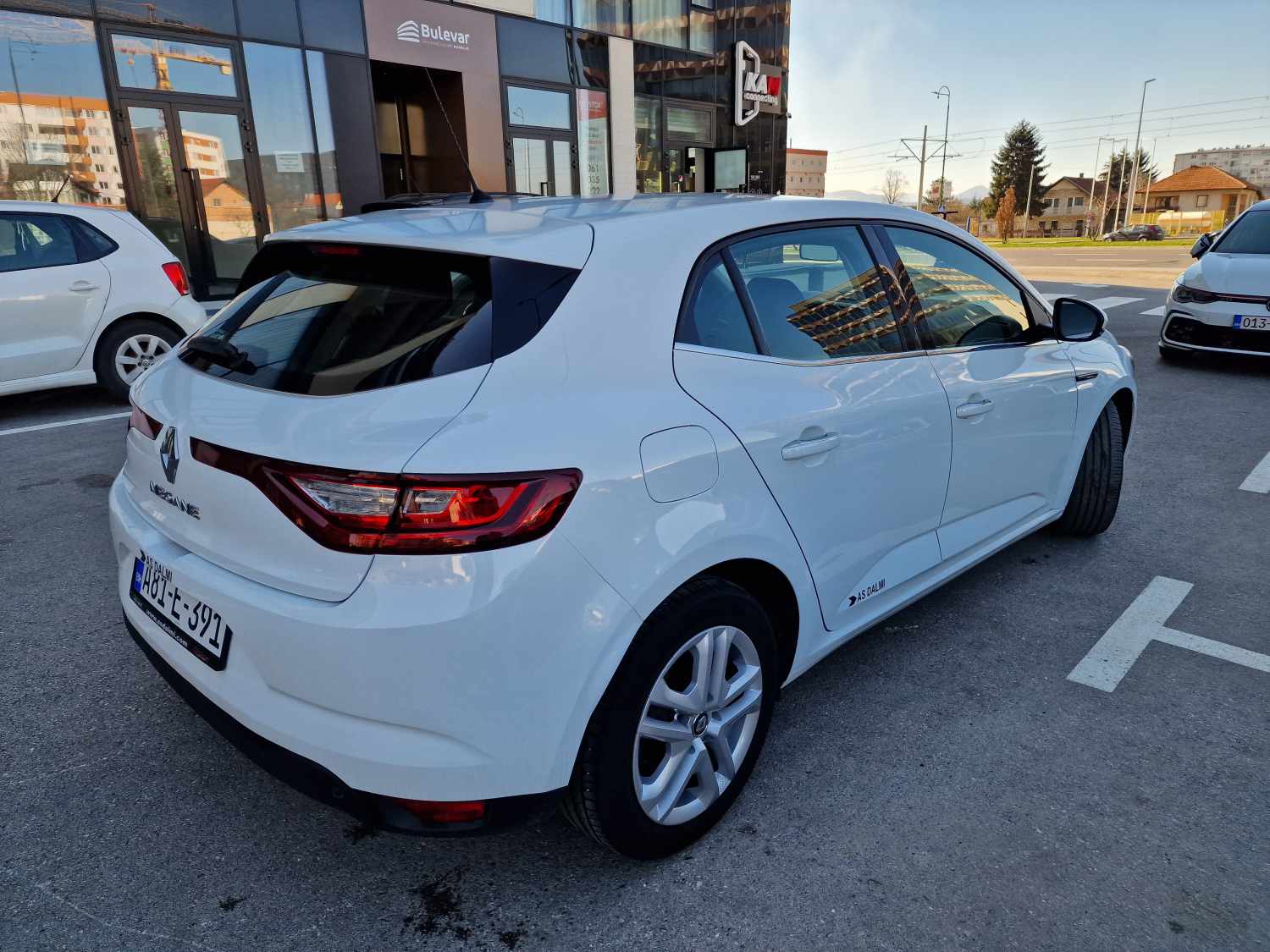 Rent a Car Sarajevo Sigurno najbolje cijene! Novi Megane