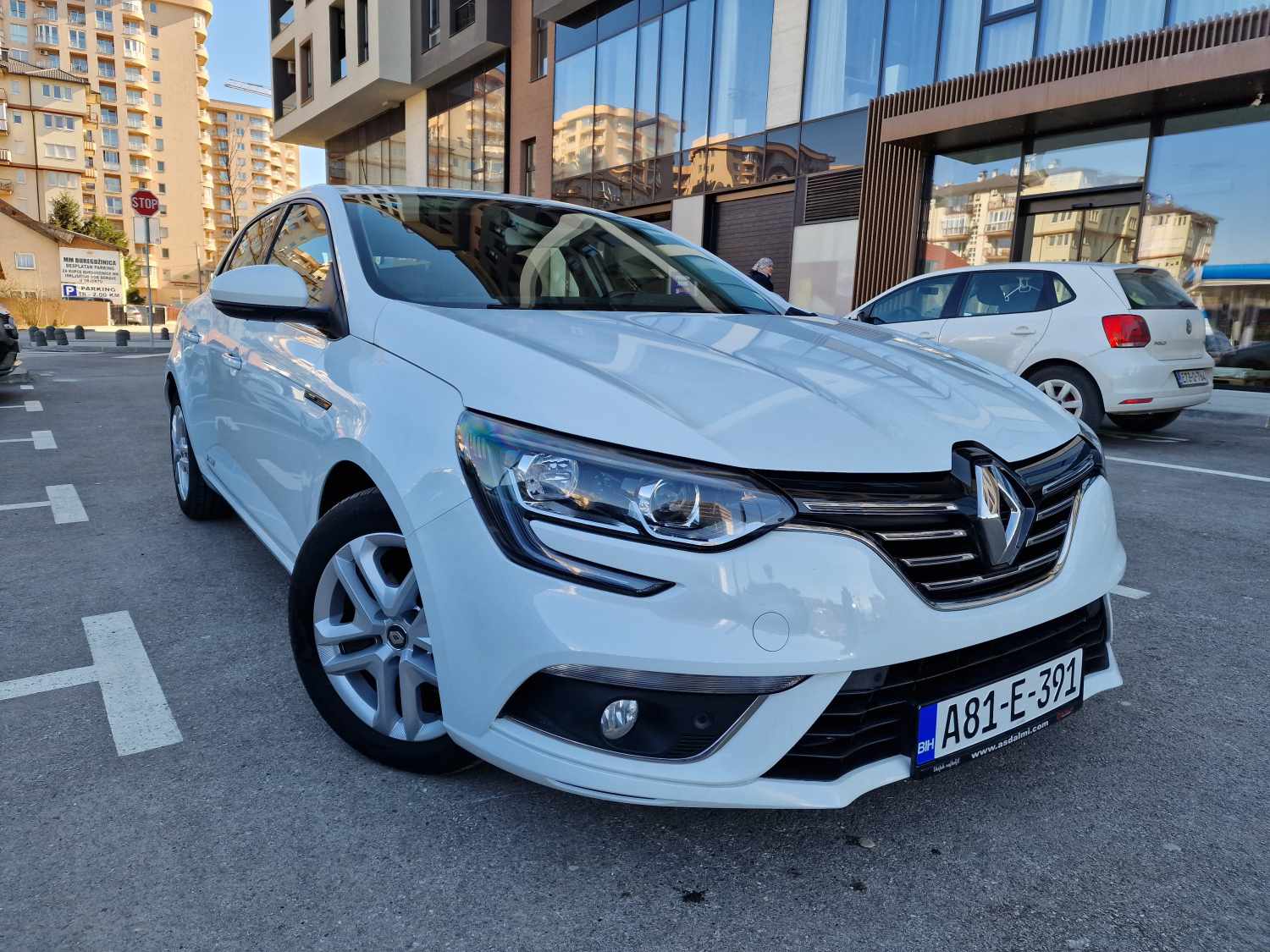 Rent a Car Sarajevo Sigurno najbolje cijene! Novi Megane